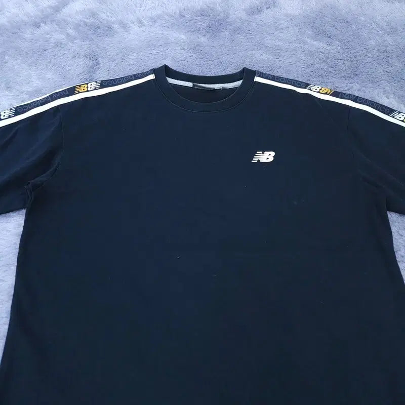 [BUNJANG] New Balance 95M Half-Sleeve T-Shirt / 95 M 뉴발란스 반팔 티 | A