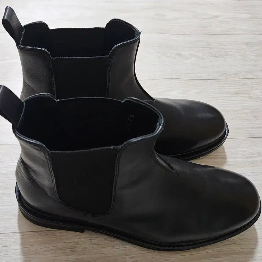 [SOLD OUT] 조셉트 헨리 첼시부츠 블랙 270
