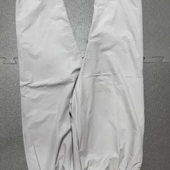 [BUNJANG] Asics Nylon Training Pants / 아식스 나일론 팬츠