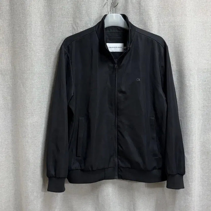 [SOLD OUT] [XL] 캘빈클라인 진 Calvin Klein 바람막이 자켓