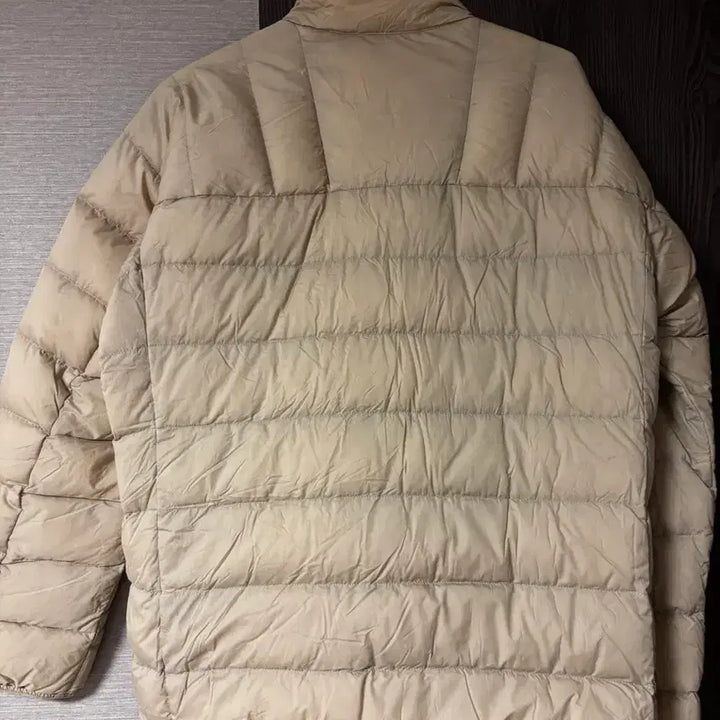 [SOLD OUT] 유니클로 경량 패딩 XL 베이지