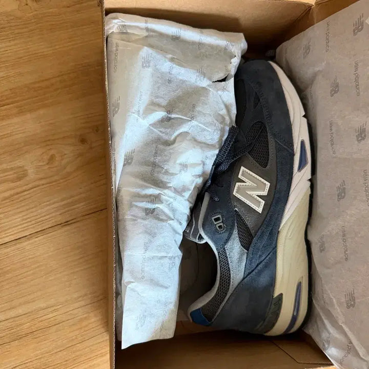 [BUNJANG] New Balance M991GRB Gray Sneakers / 뉴발란스 M991GRB 그레이 285mm uk usa