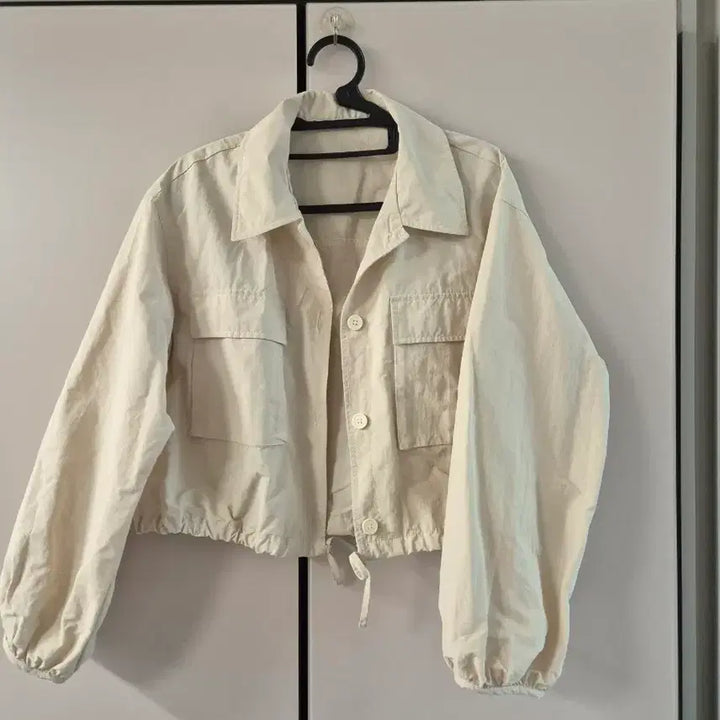 [SOLD OUT] 미쏘 아이보리 크롭 자켓