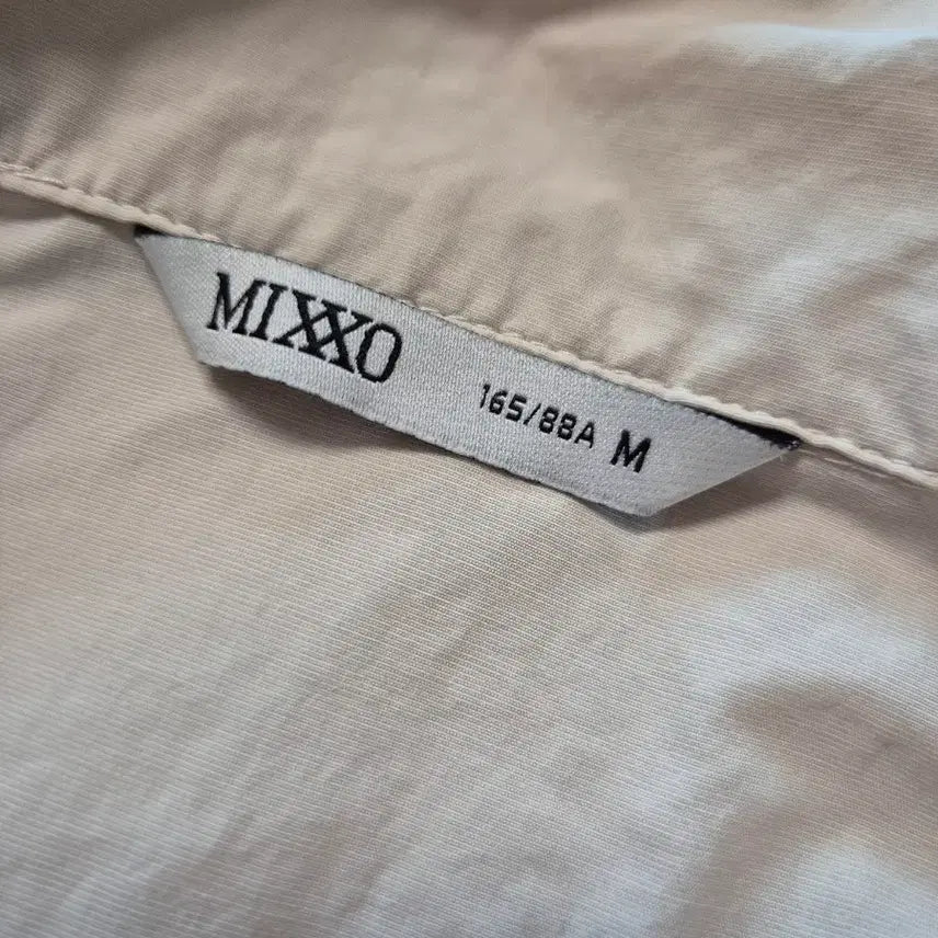 [SOLD OUT] 미쏘 아이보리 크롭 자켓
