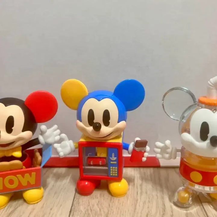 [BUNJANG] Pop Mart Mickey Mouse Childhood Series 3-Piece Set / 팝마트 미키마우스 동심 시리즈3종 세트팝니다.