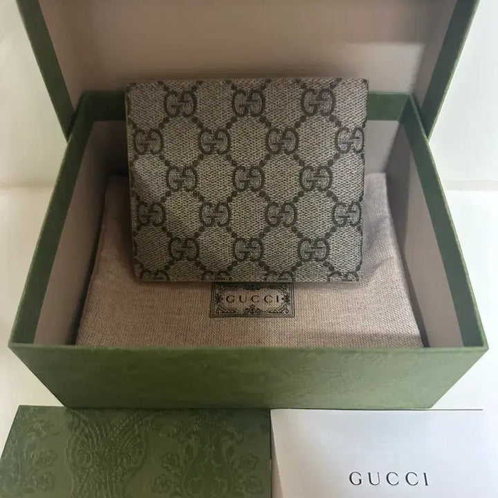[BUNJANG] Gucci GG Supreme Detail Bifold Wallet / 구찌 GG수프림 디테일 반지갑(새상품급)