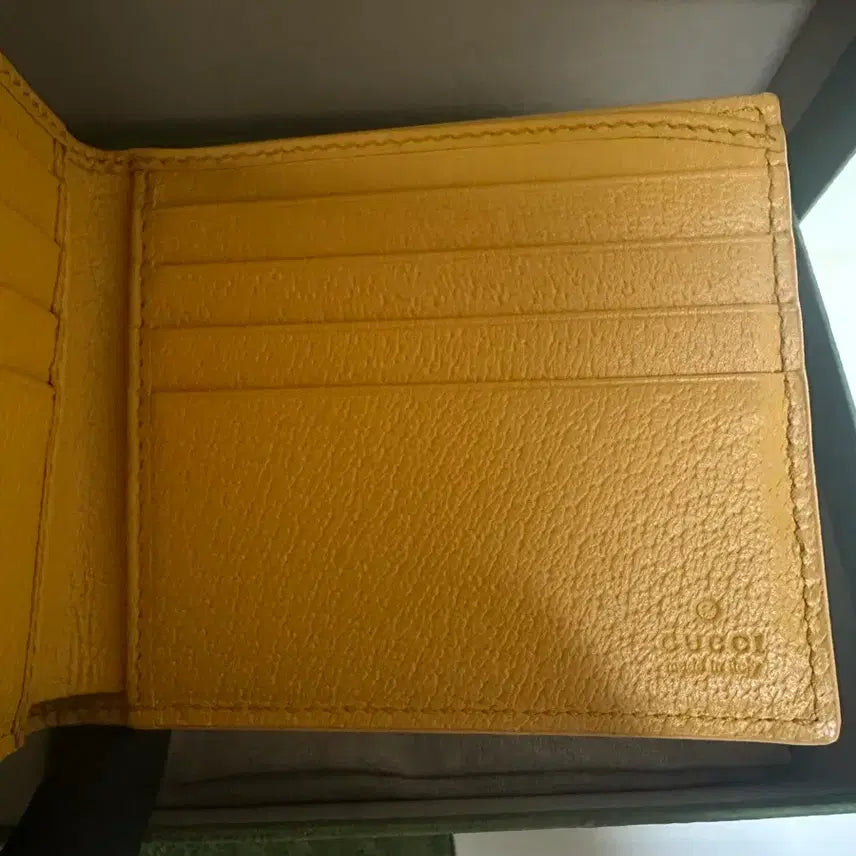 [BUNJANG] Gucci GG Supreme Detail Bifold Wallet / 구찌 GG수프림 디테일 반지갑(새상품급)