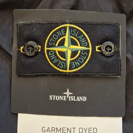 [SOLD OUT] 26SS 스톤아일랜드 블랙 봄버 자켓