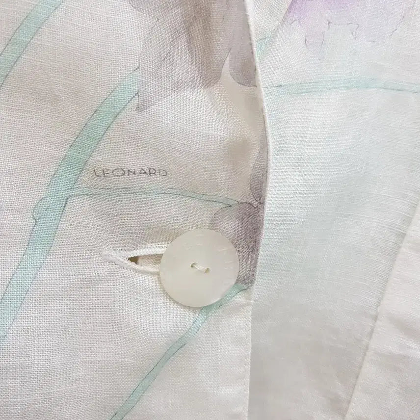 [SOLD OUT] 레오나드 플라워 패턴 린넨 자켓