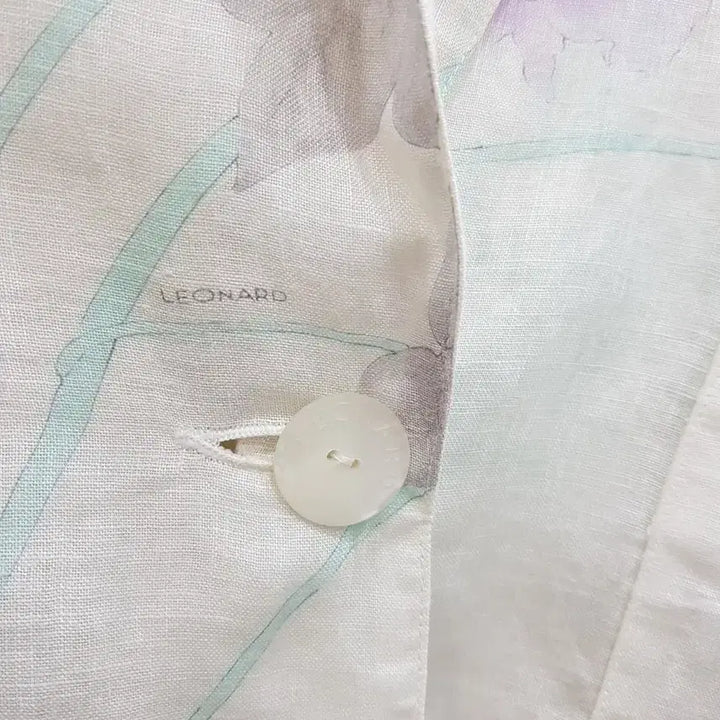 [SOLD OUT] 레오나드 플라워 패턴 린넨 자켓
