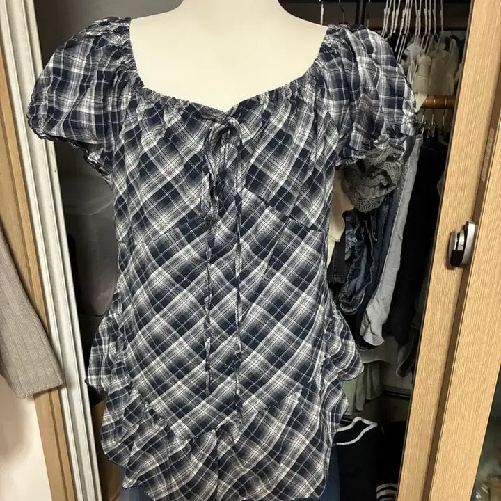 [BUNJANG] Checkered Shirred Blouse / 체크 셔링 블라우스