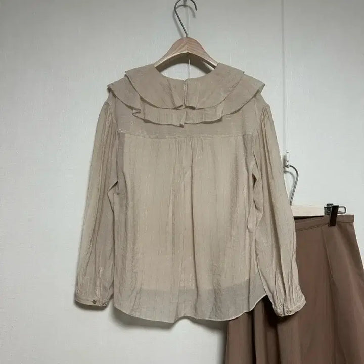 [BUNJANG] SJSJ Ruffle Collar Asa Cotton Blouse / SJSJ 21 러플카라 아사면 블라우스