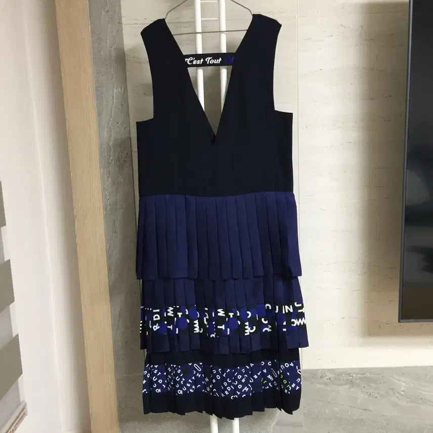 [SOLD OUT] 럭키슈에뜨 플리츠 롱 원피스 55