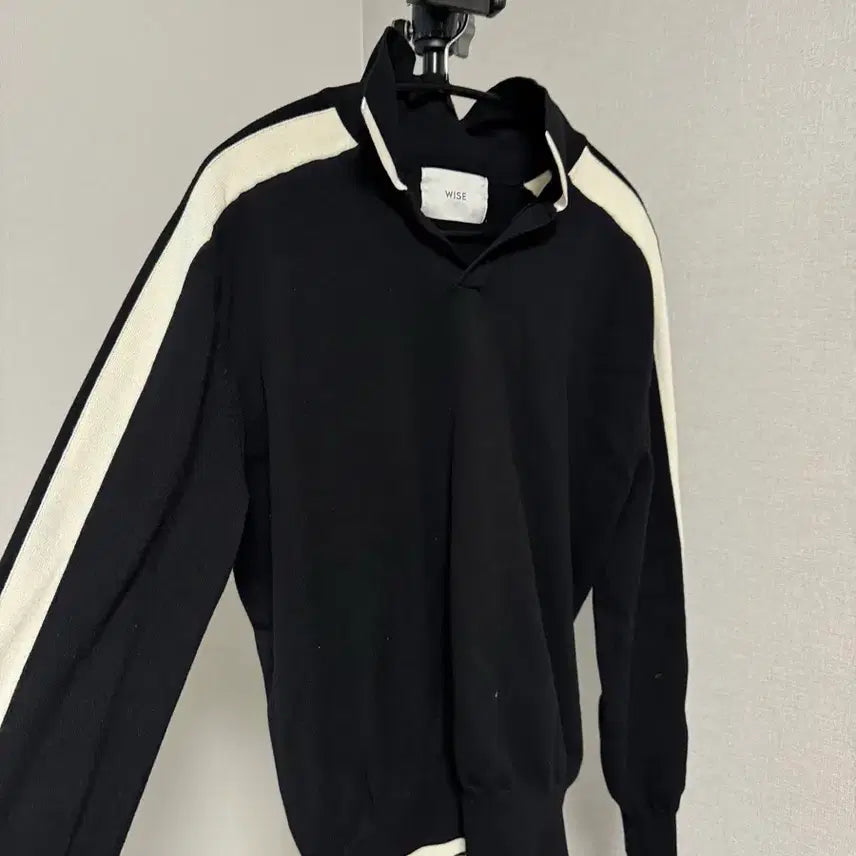[BUNJANG] WISE Black/White Line Knit / WISE 블랙/화이트 라인 니트