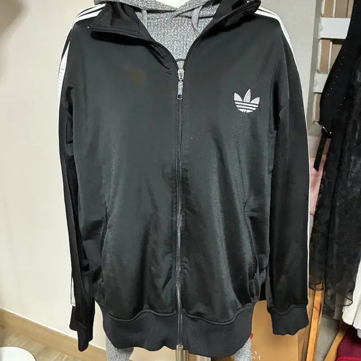 [SOLD OUT] 아디다스 블랙 파이어버드 져지