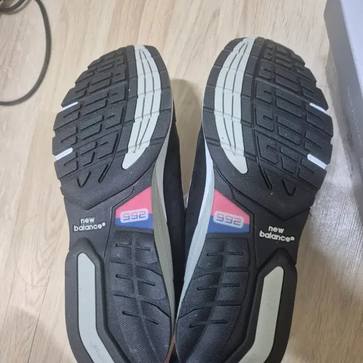 [SOLD OUT] 뉴발란스 992 메이드인USA 코어 블랙그레이 275