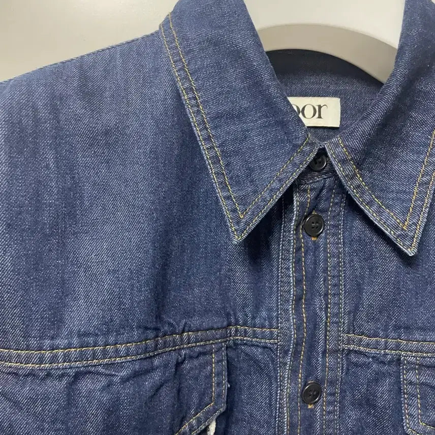[BUNJANG] Coore Denim Cut-off Crop Shirt / [쿠어 데님 컷오프 크롭 셔츠 / 인디고]