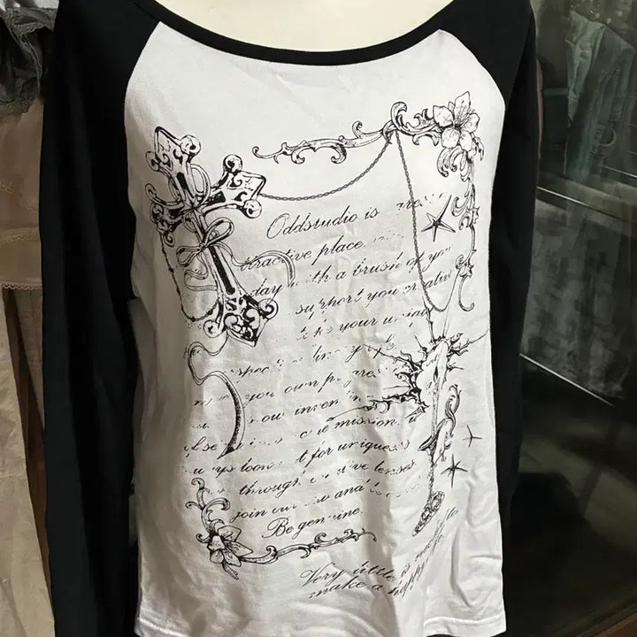 [SOLD OUT] y2k 프린팅 롱슬리브