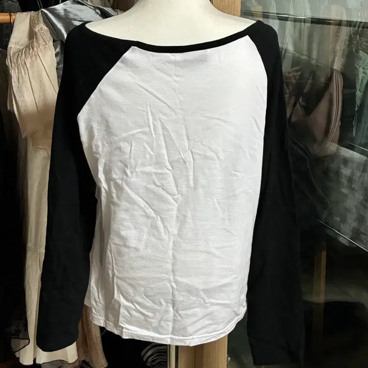 [SOLD OUT] y2k 프린팅 롱슬리브