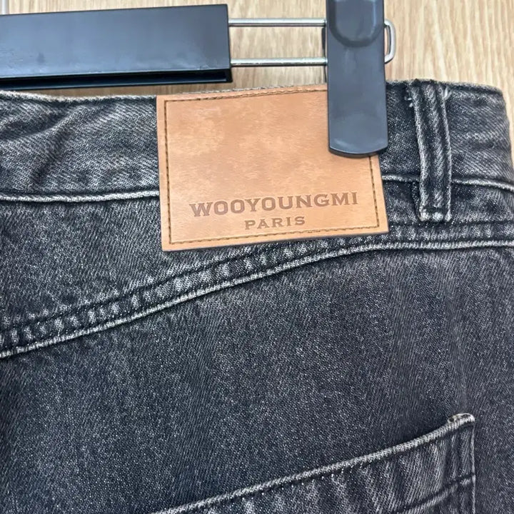 [BUNJANG] Wooyoungmi 25SS Wide Washed Denim Pants Grey Size 50 / 25ss 우영미 와이드 워싱 데님 팬츠 그레이 50사이즈
