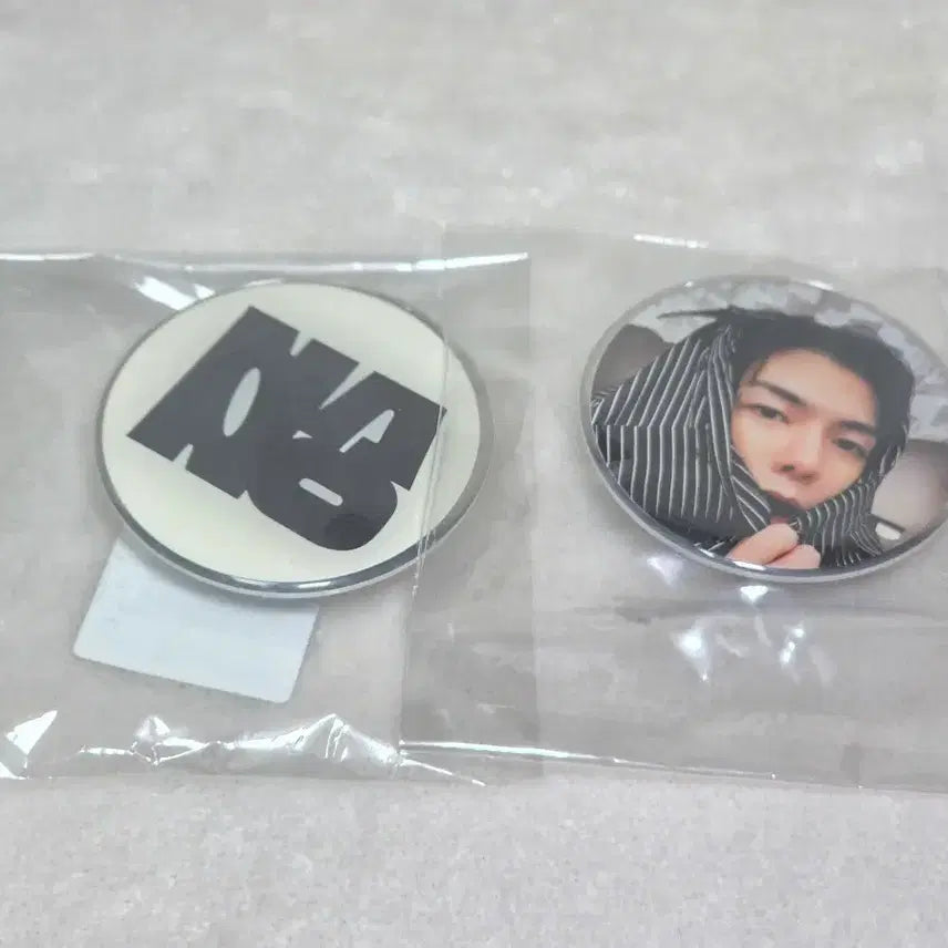 [BUNJANG] Kim Nano Kim Jaeho Merry Christmas GripTok Set / 김나노 김재호 미리메리크리스마스 그립톡 세트