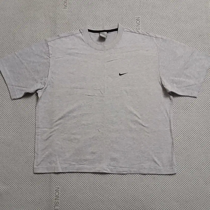 [BUNJANG] Nike Swoosh T-Shirt Grey / 나이키 스우시 반팔 티셔츠 회색