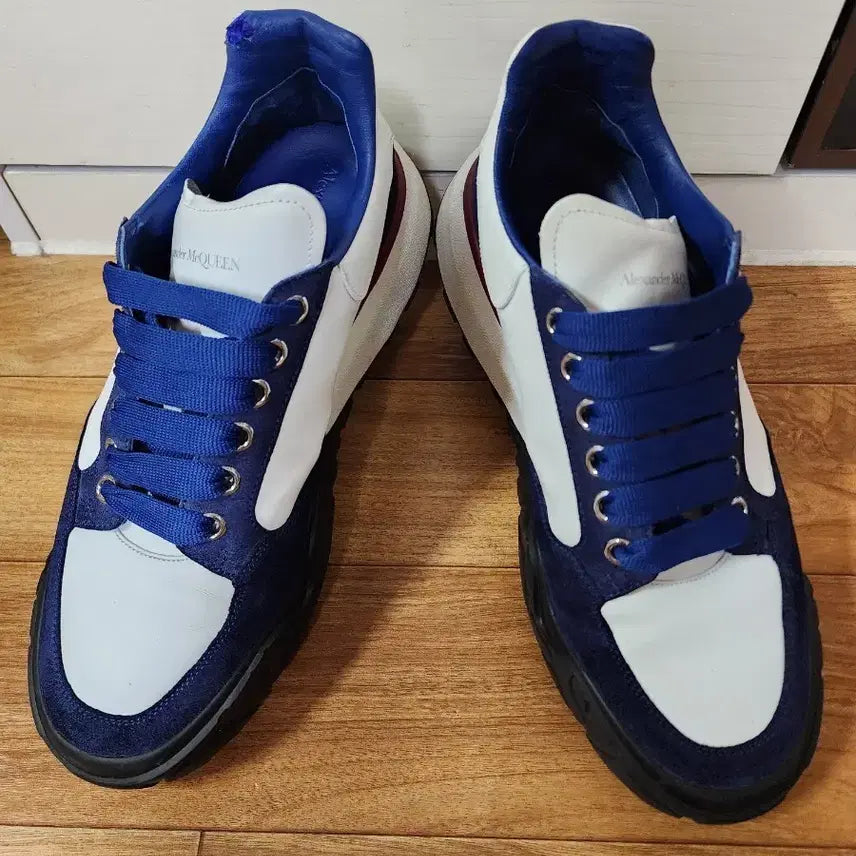 [SOLD OUT] 알렉산더맥퀸 스니커즈 화이트/블루