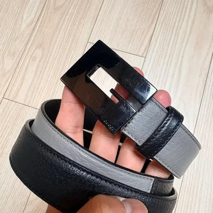 [BUNJANG] Gucci Genuine G Logo Double Calf Buckle Belt / 구찌 정품 G 로고 돌라 카프 버클 벨트 판매합니다.