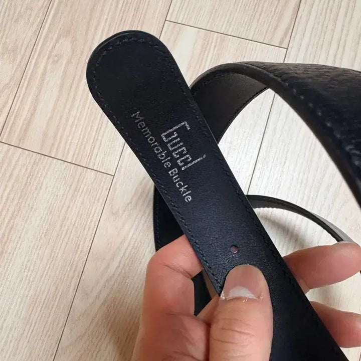 [BUNJANG] Gucci Genuine G Logo Double Calf Buckle Belt / 구찌 정품 G 로고 돌라 카프 버클 벨트 판매합니다.