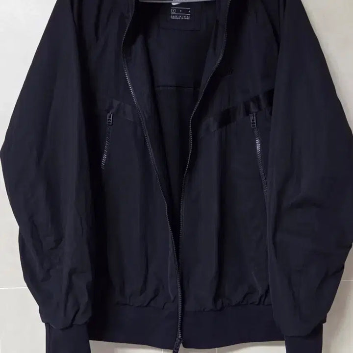[BUNJANG] Nike Windrunner Jacket (95 Size) / 나이키 윈드러너 바람막이 자켓 95사이즈남여공용 택포
