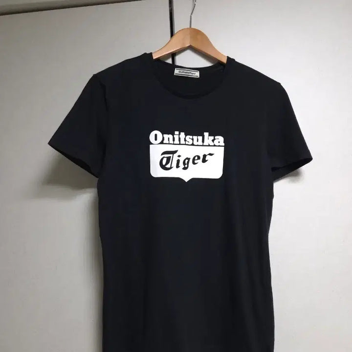 [SOLD OUT] 오니츠카타이거 티셔츠