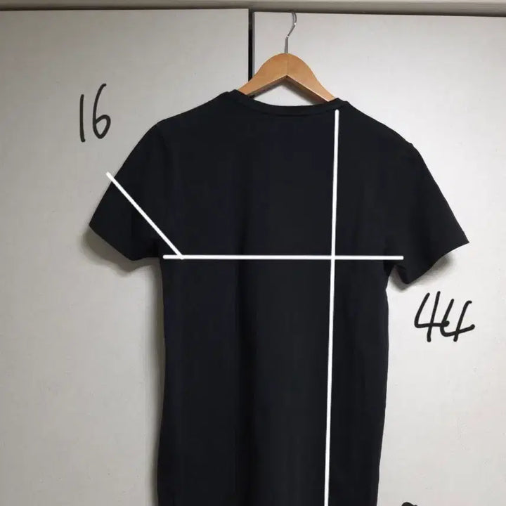 [SOLD OUT] 오니츠카타이거 티셔츠
