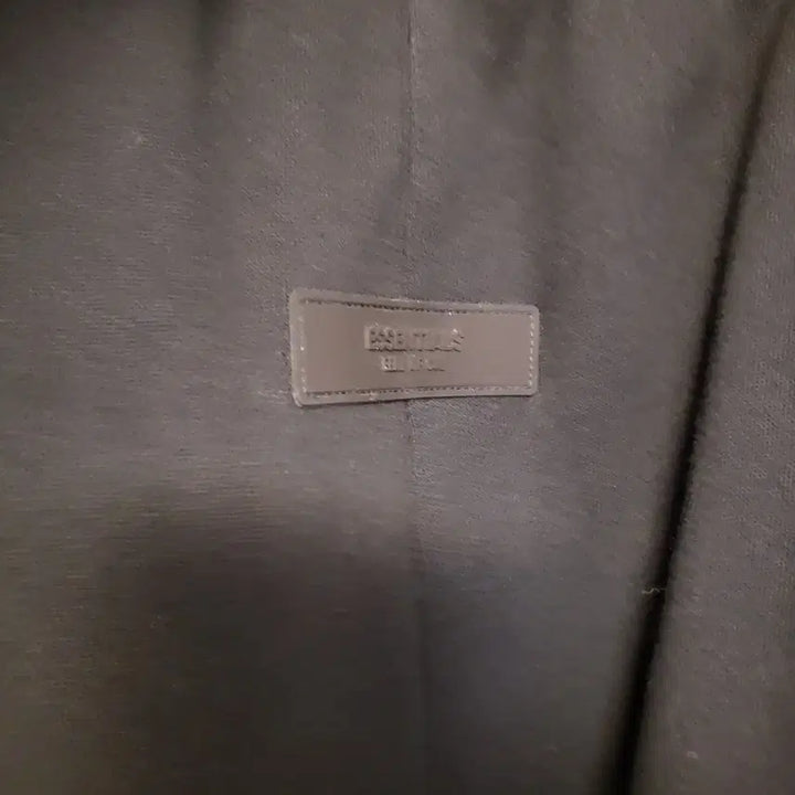 [BUNJANG] Fear of God Essentials Jet Black Jogger Pants M / 피오갓 에센셜 제트블랙 조거팬츠 M 팝니다