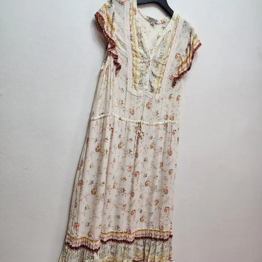 [BUNJANG] Thursday Island Border Point Dress / 써스데이아일랜드 보더 포인트 원피스