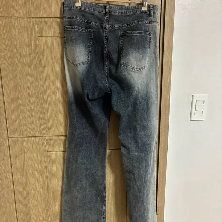[BUNJANG] Washed Denim Jeans / 워싱 데님 청바지