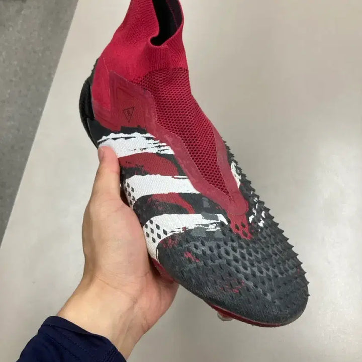 [BUNJANG] Adidas Predator Mutator 265 Pharrell Williams Limited Edition Soccer Cleats / 프레데터 뮤테이터 265 퍼렐 윌리엄스 한정판