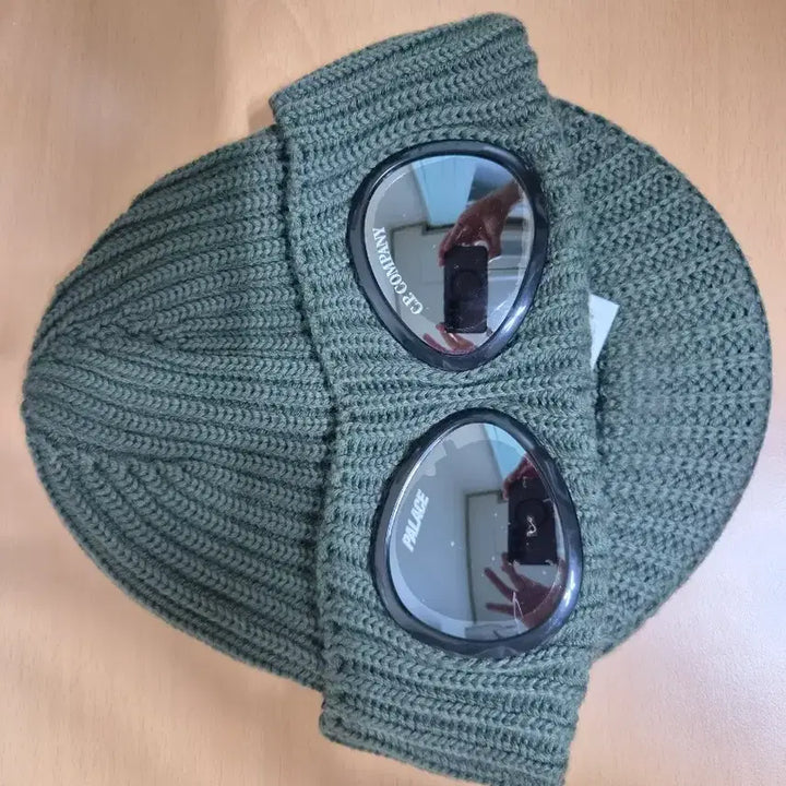 [BUNJANG] Palace CP Company Goggle Beanie Olive / 팔라스 x CP 컴퍼니 고글 비니 올리브