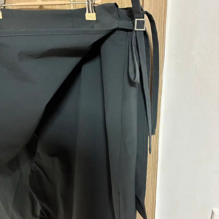 [BUNJANG] Charcoal Skirt Slacks / 챠콜 스커트 슬랙스