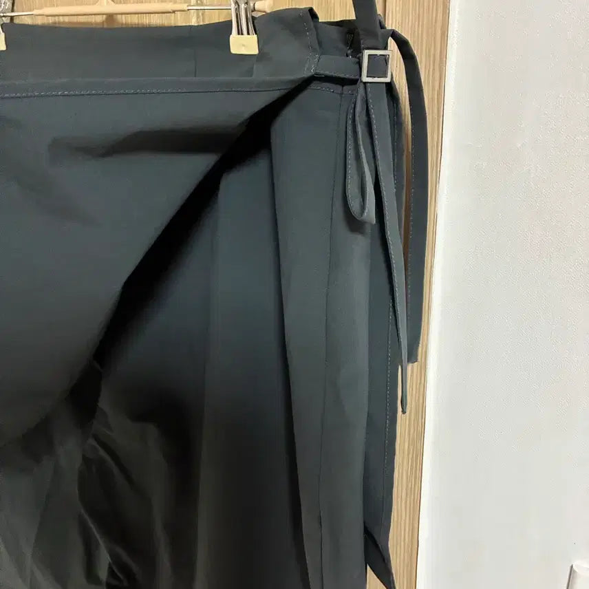 [BUNJANG] Charcoal Skirt Slacks / 챠콜 스커트 슬랙스