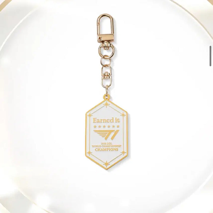 [BUNJANG] T1 25 Worlds Championship Kering / T1 티원 25 월즈 우승 키링