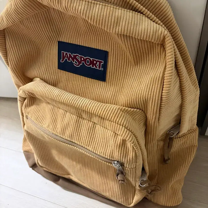 [BUNJANG] JanSport Corduroy Light Backpack / 잔스포츠 코듀로이 라이트백