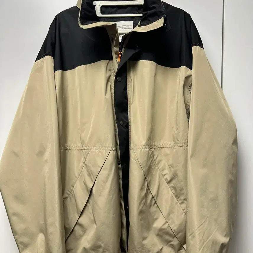 [BUNJANG] Uniform Bridge Windbreaker Jacket / XL) 유니폼브릿지 바람막이 자켓