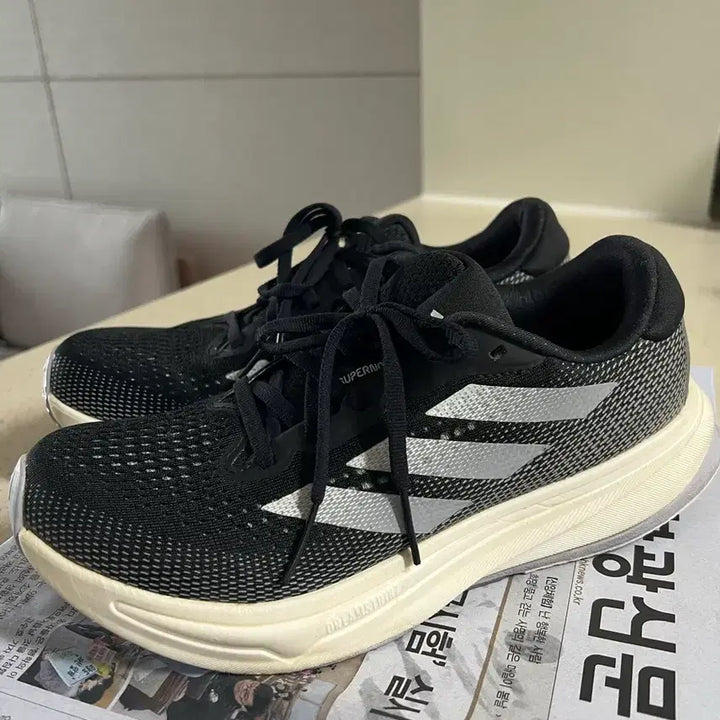 [BUNJANG] Adidas Supernova Rise IG5837 Black Running Shoes 235 / 아디다스 슈퍼노바 라이즈 IG5837 블랙 235