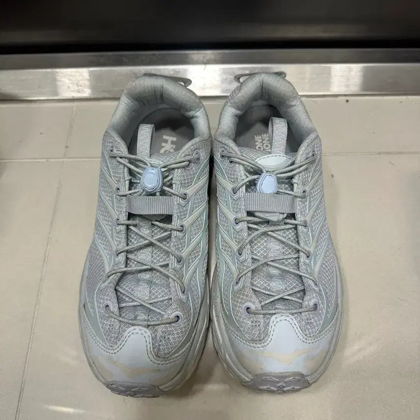 [BUNJANG] Hoka Mafate Three 2 Running Shoes / 호카 마파테 쓰리 2 일루젼 클라우드리스