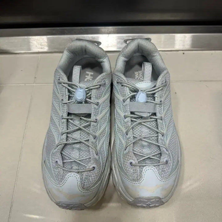 [BUNJANG] Hoka Mafate Three 2 Running Shoes / 호카 마파테 쓰리 2 일루젼 클라우드리스