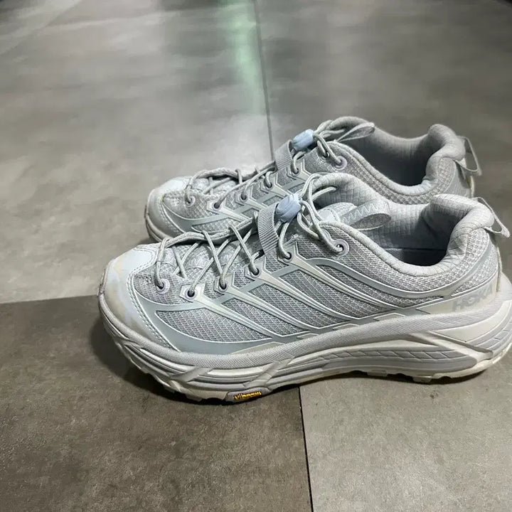 [BUNJANG] Hoka Mafate Three 2 Running Shoes / 호카 마파테 쓰리 2 일루젼 클라우드리스