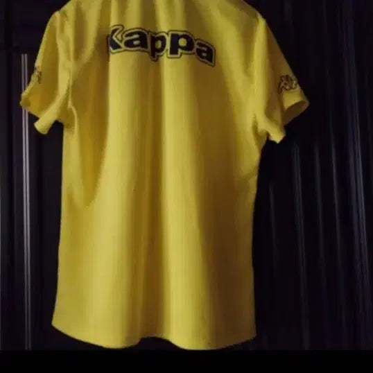 [BUNJANG] Kappa Yellow Tri-stripe Polo Shirt / 카파 옐로우 삼선 카라 반팔티셔츠