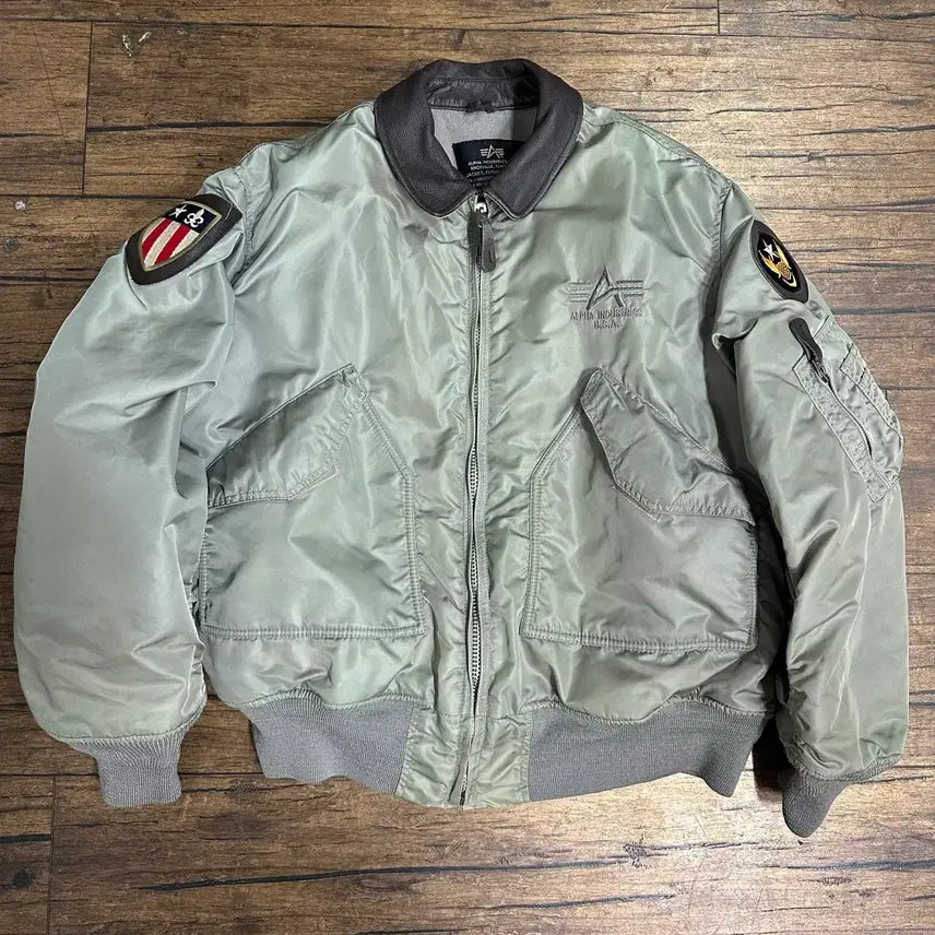 [SOLD OUT] 알파인더스트리 MA-1 모델: CWU-45/P 플라이트 자켓 항공점퍼
