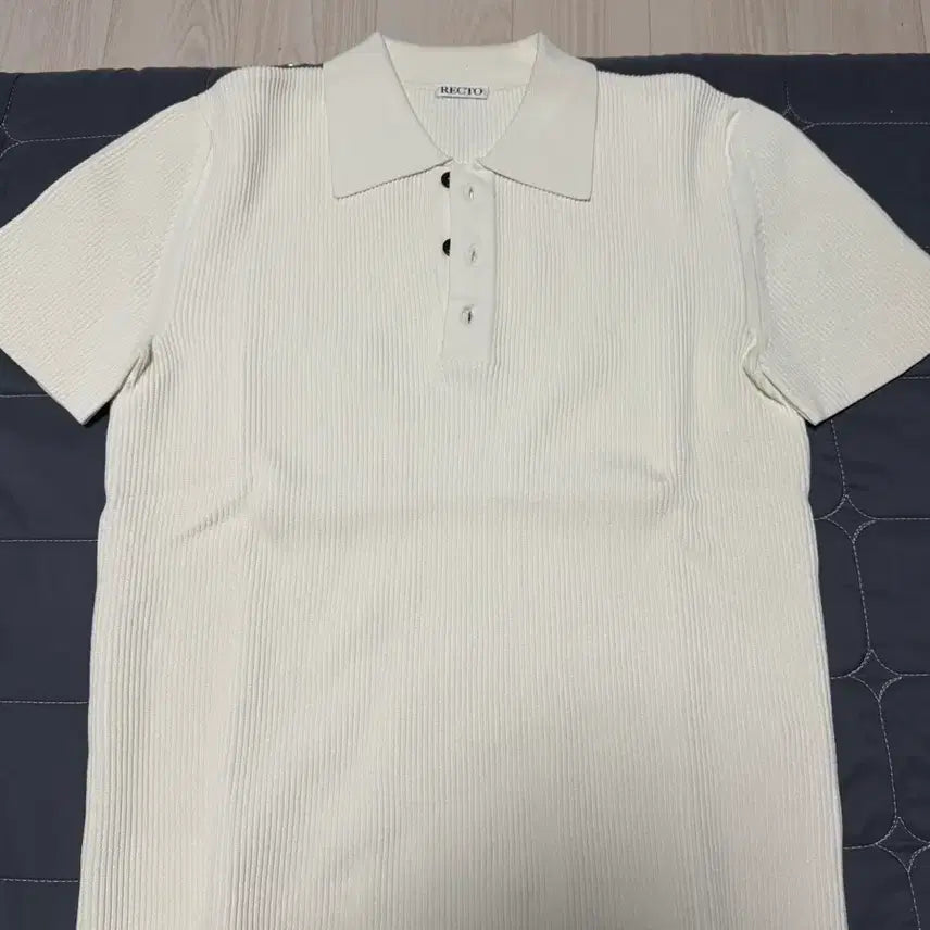 [BUNJANG] RECTO Compact Collar Knit Ivory Classic Polo Shirt / 렉토 컴팩트 카라 니트 아이보리 클래식 폴로 s