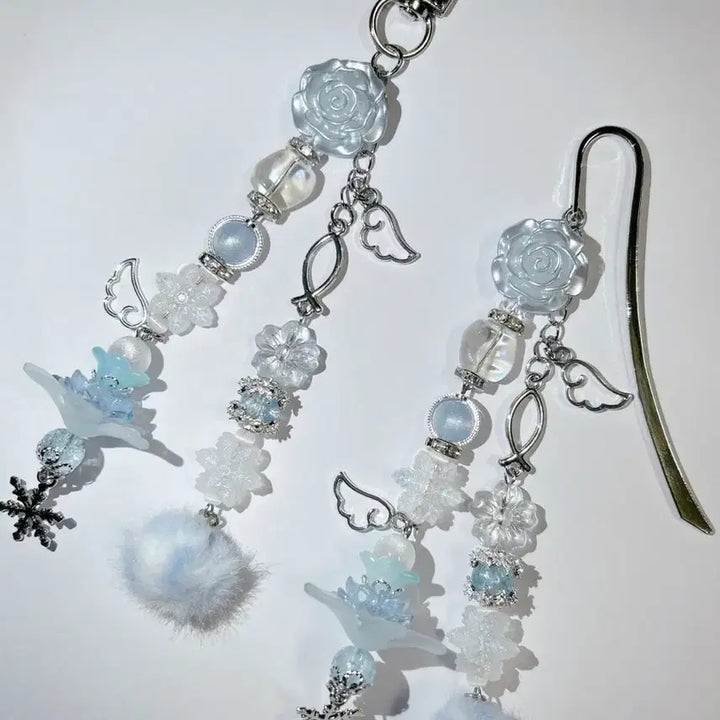[BUNJANG] Snowflake Bead Charm Bookmark Bag Charm Wing Wishcore / 포근한 눈꽃 비즈 키링 책갈피 가방 고리 날개 위시코어